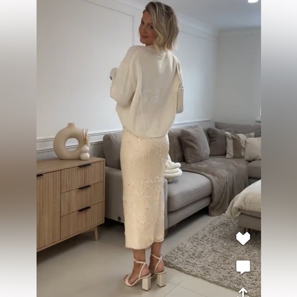 New H&M Sequined Midi Skirt - Picture 5 of 11